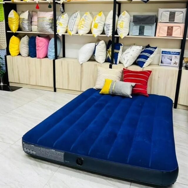 inflatable-mattress-plus-free-pump-blue-1.jpg